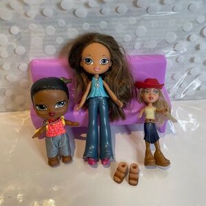 Bratz mini doll bundle